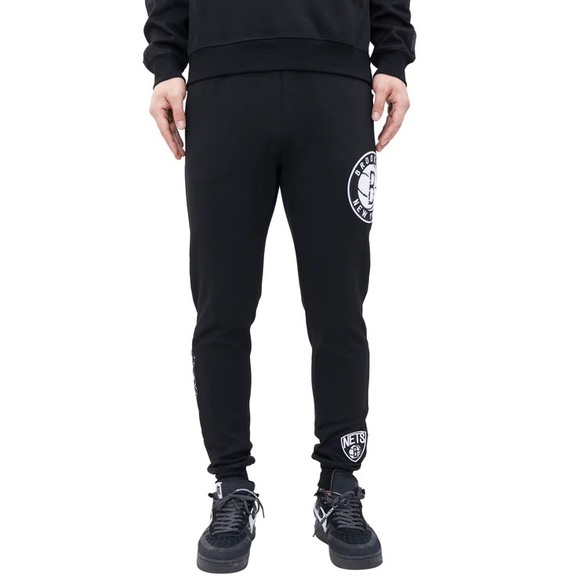 Pro Standard NBA Brooklyn Nets Logo Blended Joggers Men's Pants BBN451535-BLK - Picture 2 of 4